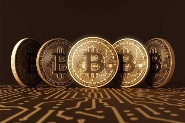 بٹ کوائن کے خلاف کریک ڈاؤن، قیمت زمین پر آ گئی