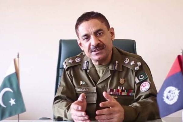 لاہور میں 95 فیصد شہریوں نے ماسک پہننا شروع کر دیا: سی سی پی او