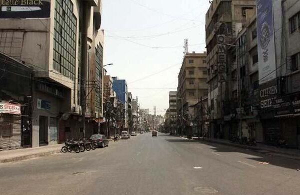 کراچی سمیت سندھ بھر میں آج سے کاروبار شام 6 بجے بند ہو گا