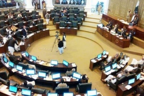 خیبرپختون خوا کابینہ سے ایک اضافی وزیر نکالنے کا فیصلہ