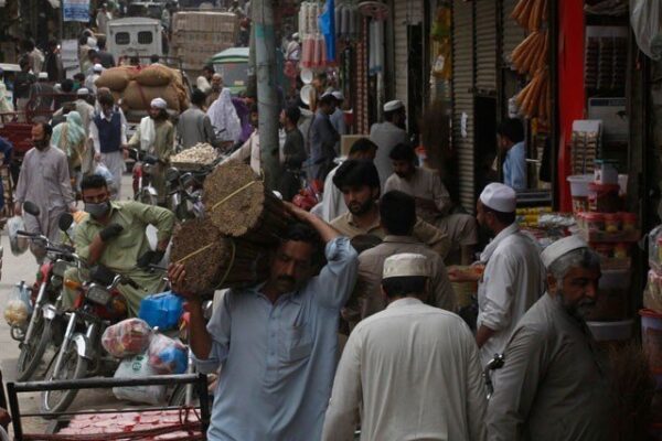 خیبرپختونخوا حکومت کا 17 مئی سے لاک ڈاؤن ختم کرنے کا اعلان