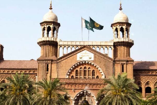 شہباز شریف کا نام بلیک لسٹ سے نکالنے کا عدالتی حکم متعلقہ اداروں کو ارسال