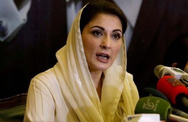شہباز شریف کو بیرون ملک جانے سے روکنا عدالتی حکم کی خلاف ورزی قرار
