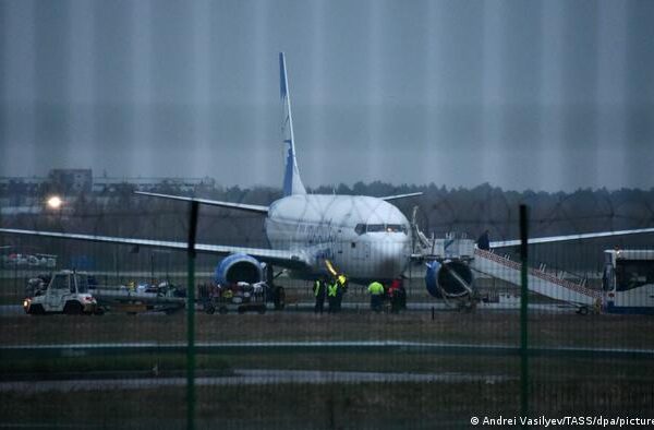 طیارہ تنازعہ: یورپی یونین نے بیلاروس پر پابندیاں عائد کر دیں