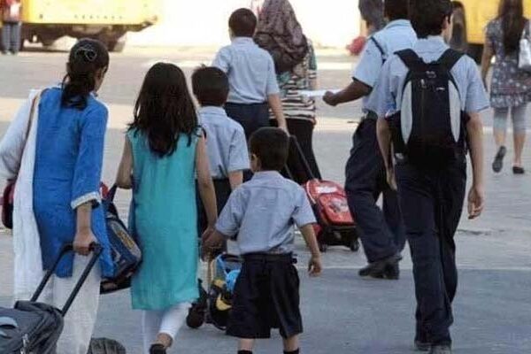 پنجاب کے بعض اضلاع اور کے پی میں اسکول کالجز کھل گئے