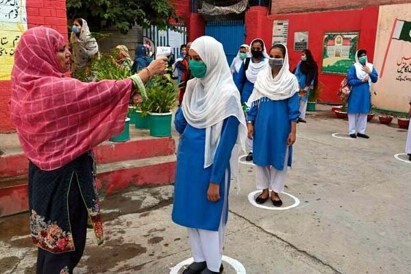 پنجاب: 16 اضلاع میں اسکول کھولنے کا اعلان