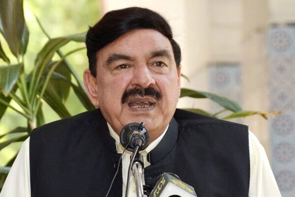 سعودی جیلوں میں موجود 1100 پاکستانیوں کی جلد واپسی ہو گی: وزیر داخلہ