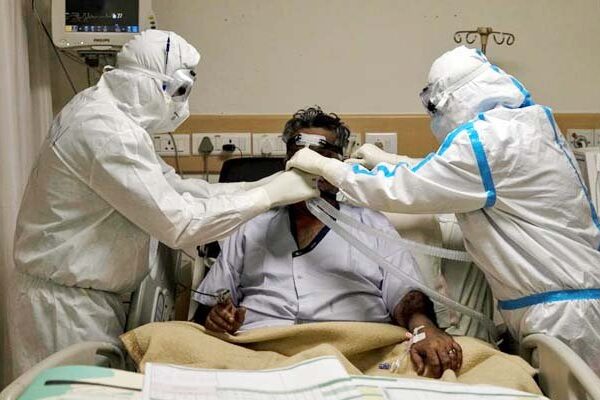 پاکستان: کورونا سے 80 اموات، مسلسل دوسرے روز 2 ہزار سے کم کیسز رپورٹ