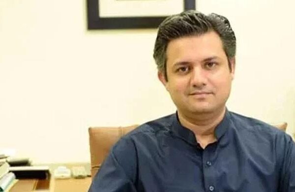 آئی ایم ایف کی جانب سے بجلی کی قیمت بڑھانے کیلئے دباؤ ہے: حماد اظہر