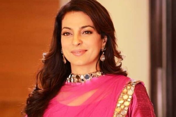 جوہی چاولہ فائیو جی ٹیکنالوجی کیخلاف میدان میں آگئیں