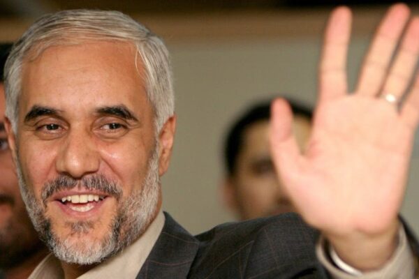 ایران کے صدارتی انتخاب کی دوڑ سے ایک اصلاح پسند اور ایک متشدد امیدوار دست بردار