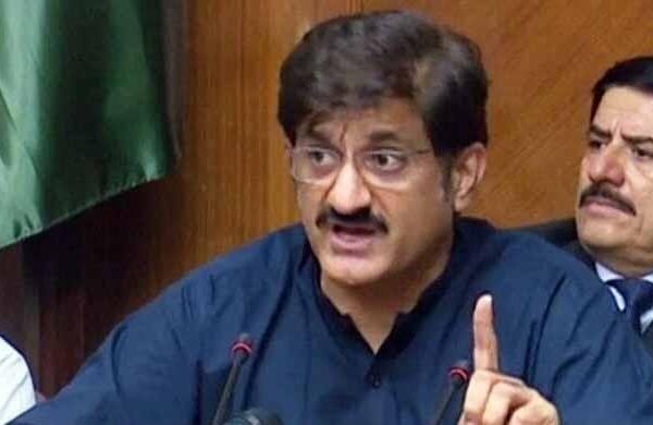 ’میں کہیں نہیں جا رہا’، مراد علی شاہ نے تبدیلی کی خبروں کو مسترد کر دیا