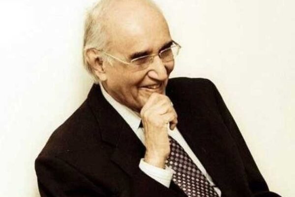 مشتاق یوسفی کو مداحوں سے بچھڑے تین برس بیت گئے