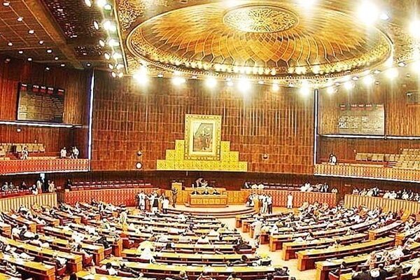 اسپیکر نے قومی اسمبلی میں متنازع قانون سازی کے معاملے پر کمیٹی بنا دی
