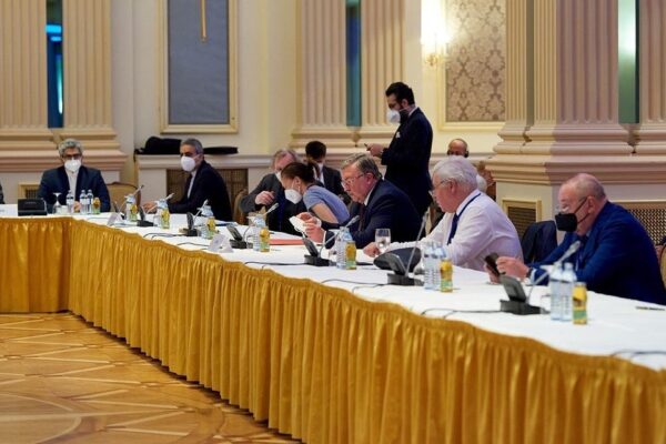 ایران اورعالمی طاقتوں کے درمیان جوہری سمجھوتے کی بحالی پر مذاکرات ملتوی