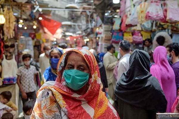 پاکستان: کورونا سے 46 اموات، فعال کیسز کی تعداد 40 ہزار سے کم ہو گئی