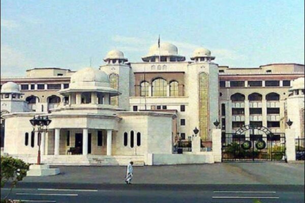 بجٹ میں وزیراعظم ہاؤس کے اخراجات میں 18.4 کروڑ کا اضافہ