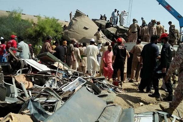 ٹرین حادثہ: جاں بحق افراد کی تعداد 62 ہو گئی، آپریشن مکمل