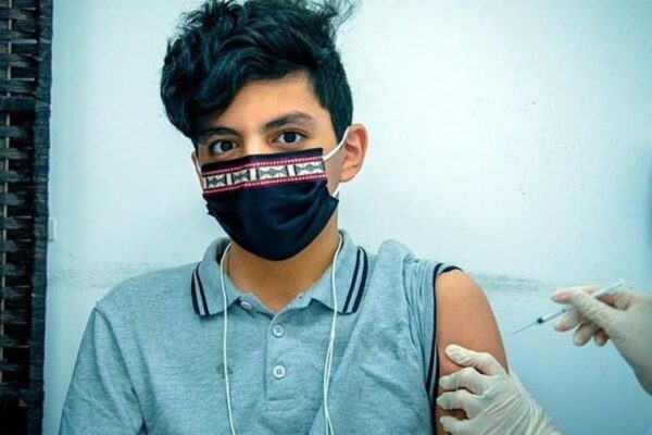 کرونا کی تبدیل شدہ شکل 12 سے 18 سال کی عمر کے افراد کے لیے خطرناک ہے: وزارت صحت