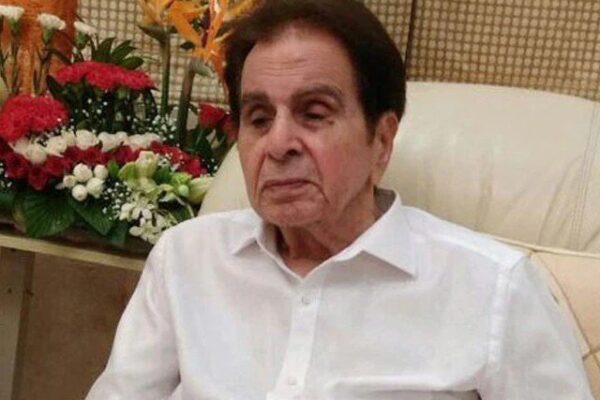 بالی ووڈ کے لیجنڈ اداکار دلیپ کمار انتقال کر گئے