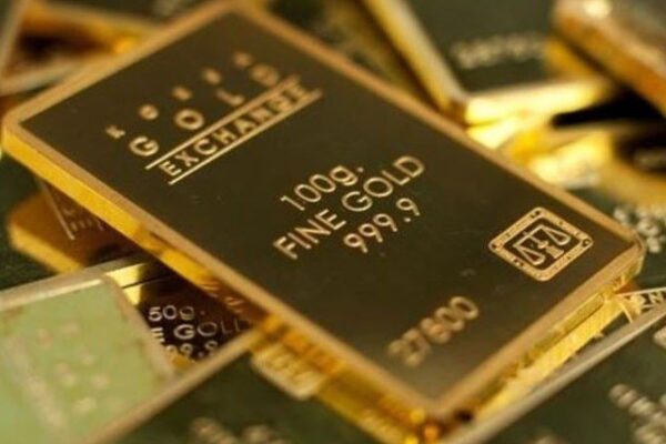عالمی مارکیٹ میں سونے کے نرخ کم ہو گئے، پاکستان میں اضافہ