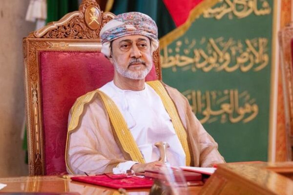عُمان کے سلطان کا سعودی عرب کا دورہ، دونوں ممالک کے بیچ شراکت داری کا نیا عہد