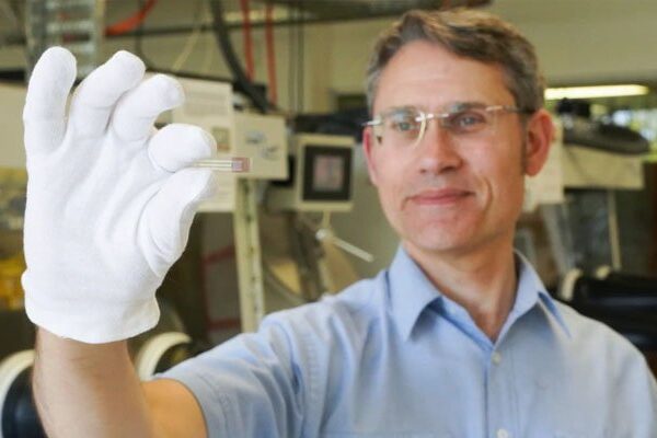 ذیابیطس کے مریضوں کیلئے خوشخبری، سوئی چبھا کر خون نکالنے کی ضرورت نہیں