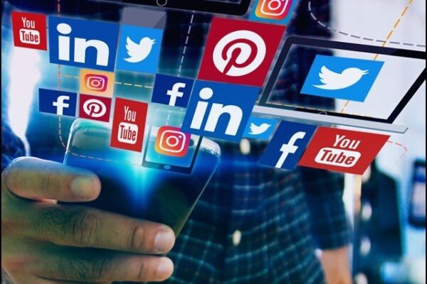 سوشل میڈیا انسانیت کے لیے خطرہ ہے، عالمی ماہرین