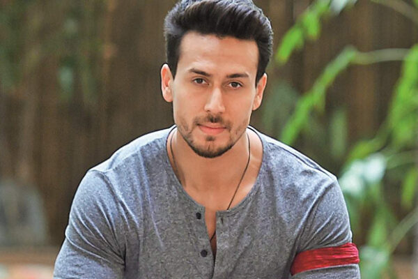 ‘ہمارا گھر اور فرنیچر فروخت ہوگیا تھا اور میں فرش پر سونے لگا تھا’