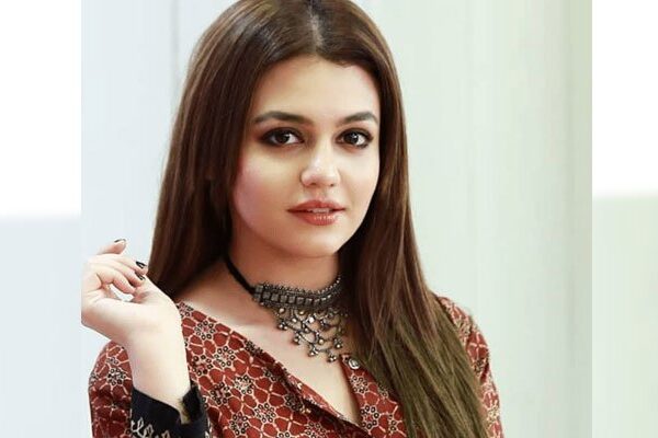 ’خواتین کے مردوں سے ایک قدم پیچھے ہونے کی بات سے متفق نہیں‘