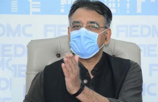 کورونا: این سی او سی نے ملک میں نئی پابندیوں کا اعلان کر دیا