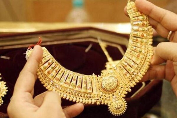 ملک میں فی تولہ سونا مہنگا ہو گیا