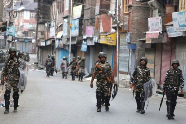 کشمیر میں بھارتی کرفیو کے دو سال مکمل