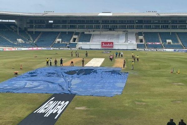 کنگسٹن ٹیسٹ کا دوسرا روز، بارش کے باعث ایک گیند بھی نہ پھینکی جا سکی