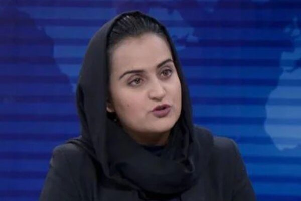 طالبان رہنما کا لائیو انٹرویو کرنے والی افغان نیوز اینکر نے ملک چھوڑ دیا