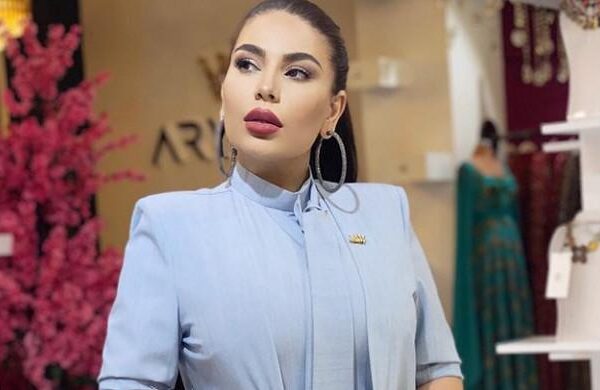 پوپ سنگر آریانہ امریکی طیارے میں افغانستان سے نکلنے میں کامیاب