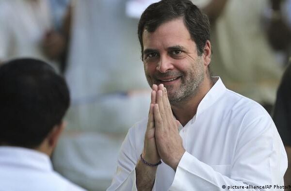 جموں و کشمیر پر مرکز حملہ آور ہے، راہول گاندھی