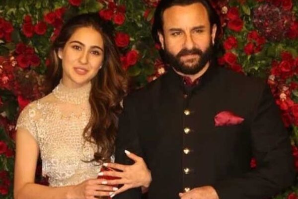 سارہ کی چھوٹے بھائی جہانگیر کے ہمراہ والد کو سالگرہ کی مبارکباد، تصویروائرل