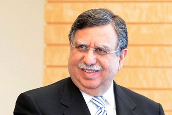 نیب کا ڈر وزارت خزانہ سمیت تمام وزارتوں میں ہے: شوکت ترین