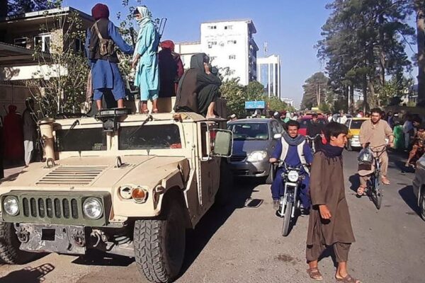 طالبان کی پیشقدمی جاری، افغان صدر کے آبائی صوبے پر بھی قبضہ کرلیا