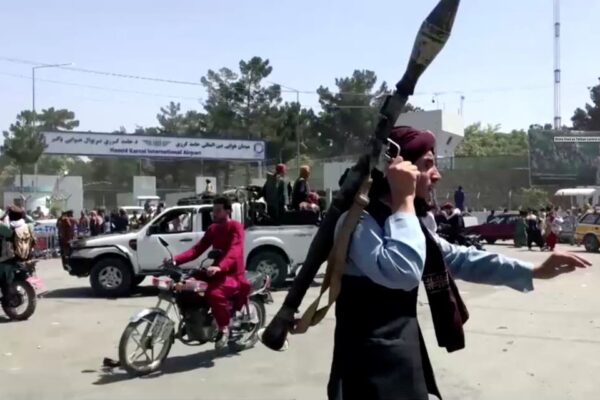 طالبان پر اعتبار نہیں، افغانستان سے مکمل انخلا خطرناک ہو گا: وائٹ ہاؤس