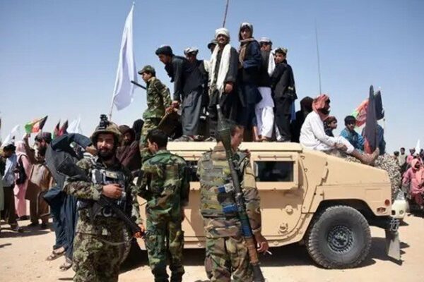طالبان نے قندوز ائیرپورٹ اور فوجی ہیڈکوارٹر پر قبضہ کرلیا