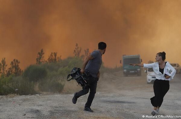 ترکی میں جنگلاتی آگ: سازش یا موسمیاتی تبدیلیوں کا نتیجہ؟