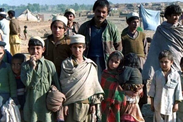 افغان مہاجرین کی ممکنہ آمد، خیبر پختونخوا میں کیمپ لگانے کا منصوبہ