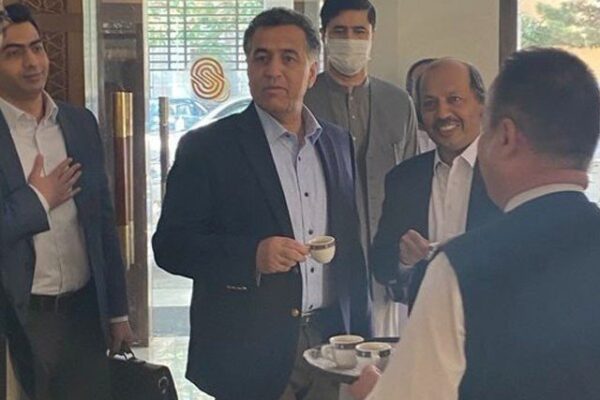 ڈی جی آئی ایس آئی جنرل فیض حمید کابل پہنچ گئے