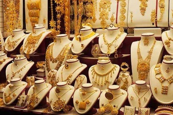 فی تولہ سونے کی قیمت میں 200روپے کی کمی