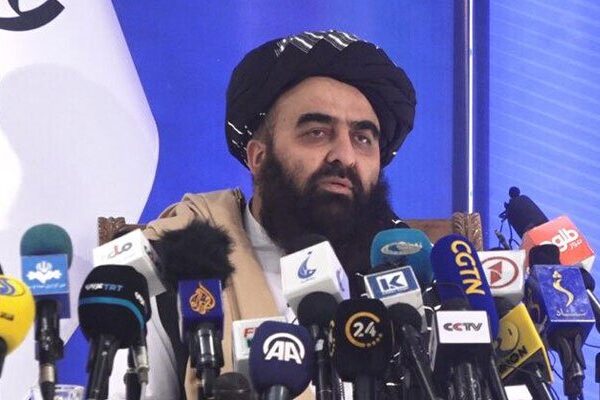 طالبان گزشتہ 20 سالوں میں دنیا کیلئے کوئی خطرہ نہیں تھے، افغان وزیرخارجہ