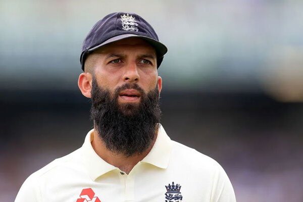 انگلش کرکٹر معین علی کا ٹیسٹ کرکٹ سے ریٹائرمنٹ کا فیصلہ