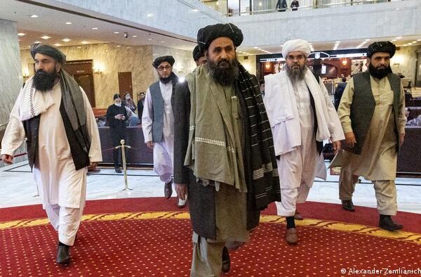 میں زندہ ہوں، ملا عبدالغنی برادر کا آڈیو پیغام