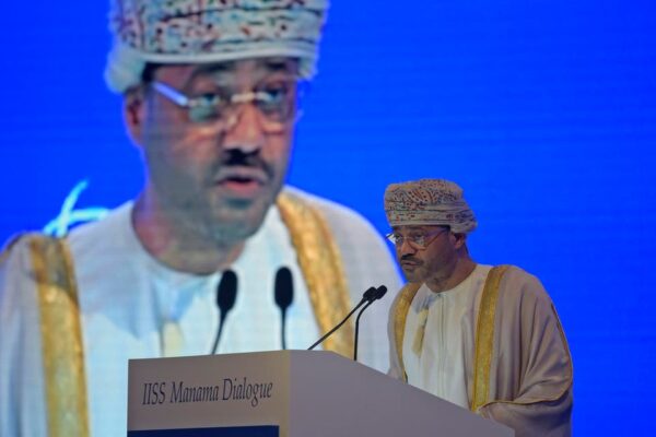 یمن میں جاری بحران میں عمان معاونت اور ثالثی کا کردار ادا کررہا ہے: وزیر خارجہ